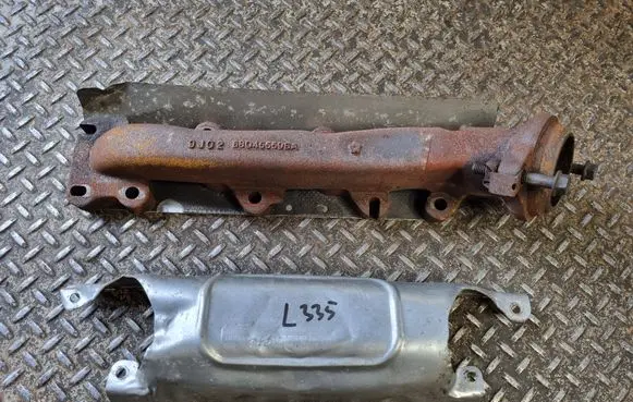 Dodge Durango III Exhaust manifold 53032968AF 68045559BA