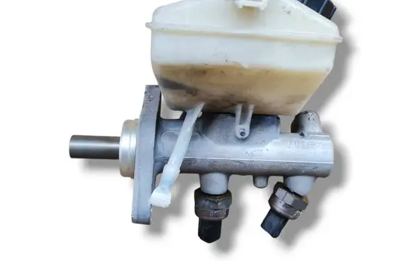 Volvo XC90 Master brake cylinder 8683272