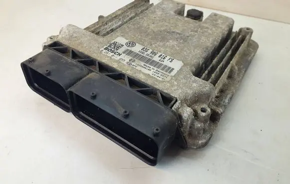 Volkswagen Golf V Engine control unit/module 03G906016FS 1039S06188 118830574