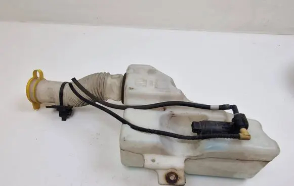 Fiat 500X Windshield washer fluid reservoir/tank 