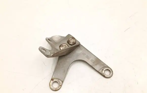 BMW X1 E84 Muffler mount bracket/holder 7808769 8515446