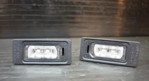Audi Q5 SQ5 Number plate light