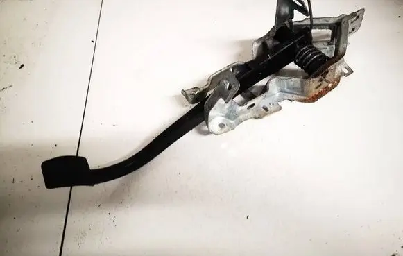 Opel Zafira A Brake pedal 