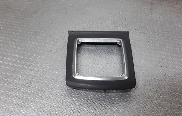 Ford Focus Gear shifter surround trim plastic 4M51A044H83ADW