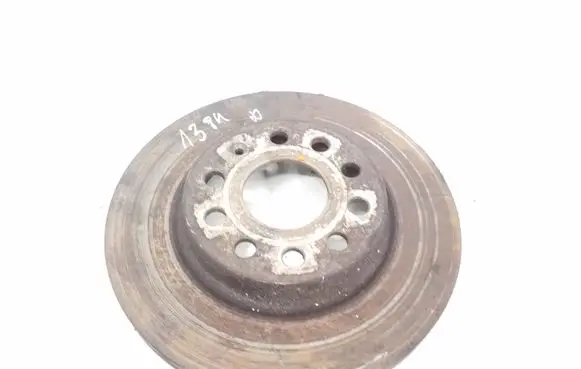 Volkswagen Golf V Front brake disc
