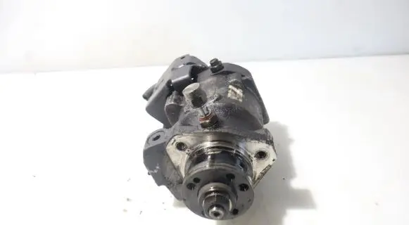 Ford Mondeo Mk III Fuel injection high pressure pump