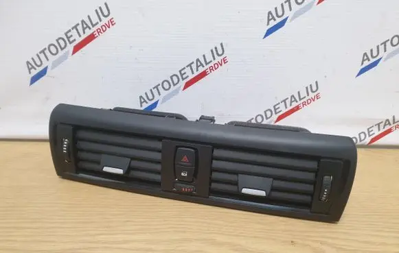 BMW 1 F20 F21 Dash center air vent grill 9207116