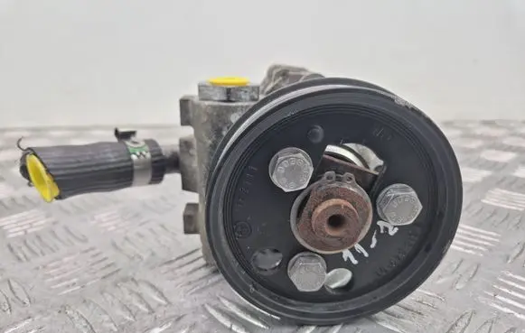 BMW X1 E84 Power steering pump 679886501 5002599