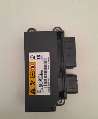 Opel Insignia A Airbag control unit/module 13575447