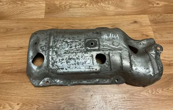 Opel Insignia A Heat shield in engine bay 2399593001