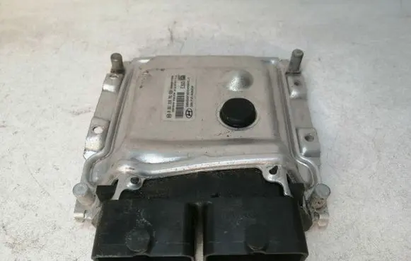 Hyundai i20 (GB IB) Engine control unit/module 391F203GD0 0261S10781