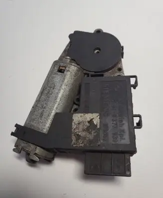 BMW X5 E53 Sunroof motor/actuator 67618377939
