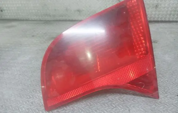 Audi A4 S4 B7 8E 8H Tailgate rear/tail lights 8E9945094