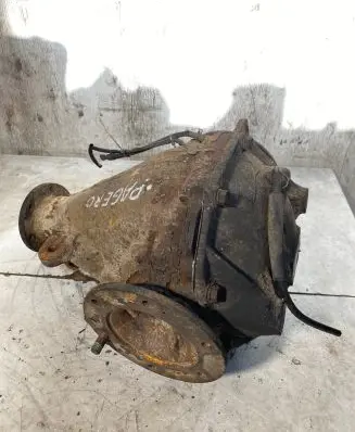 Mitsubishi Pajero Rear differential E47d