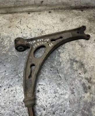 Seat Toledo III (5P) Front lower control arm/wishbone 1K0407153G