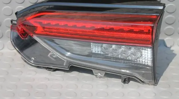 Toyota RAV 4 (XA50) Tailgate rear/tail lights TOYOTA8158042091 8158042091