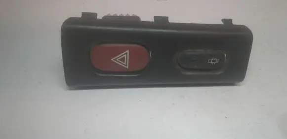 Renault Espace III Hazard light switch 822955