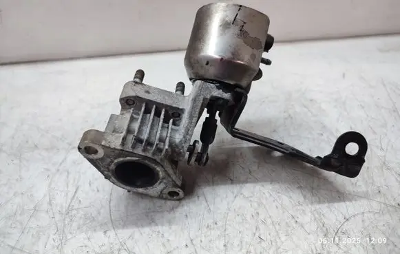 KIA Sorento Other engine bay part 