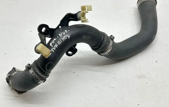 Intercooler hose/pipe