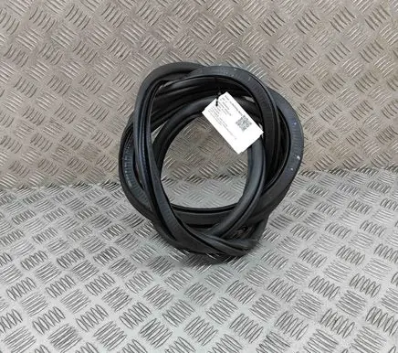Audi Q2 - Rubber seal front door (on door) 81A831721B