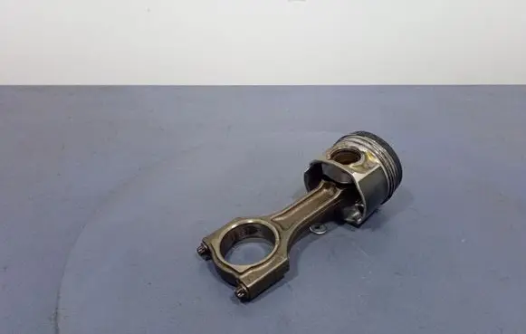 BMW 6 F12 F13 Piston 
