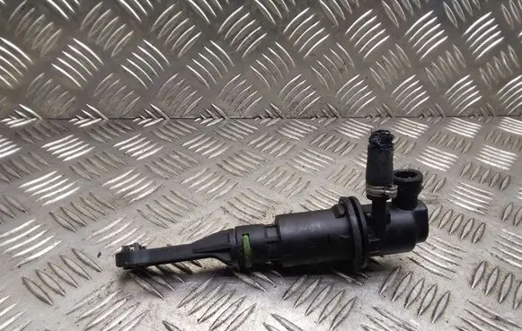 Peugeot 207 Clutch master cylinder 9684249380
