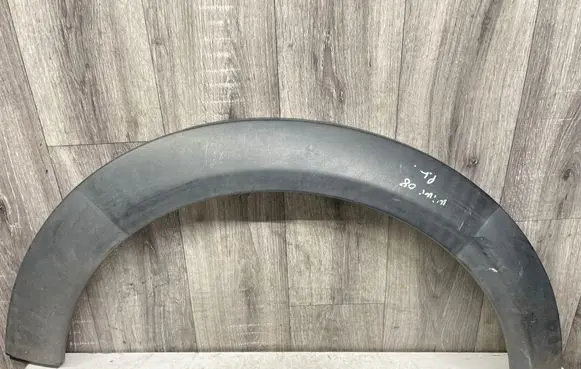 Mini One - Cooper R57 Front arch trim 7157104 11412910