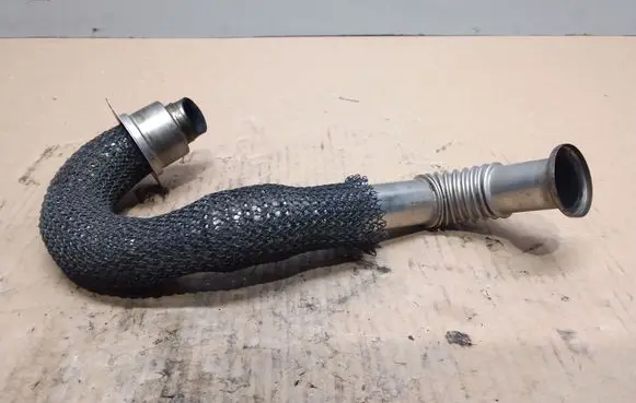 Ford Focus EGR valve line/pipe/hose 9646996980