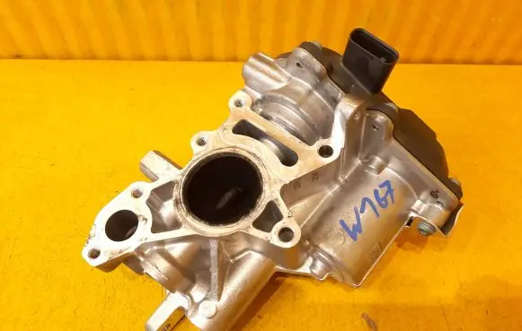 Mercedes-Benz GLE W167 EGR valve A6541404401