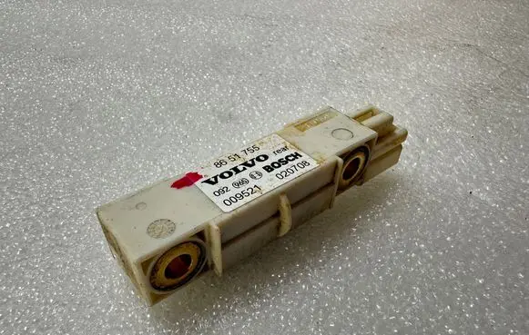 Volvo XC90 Airbag deployment crash/impact sensor 8651755 020708 009521