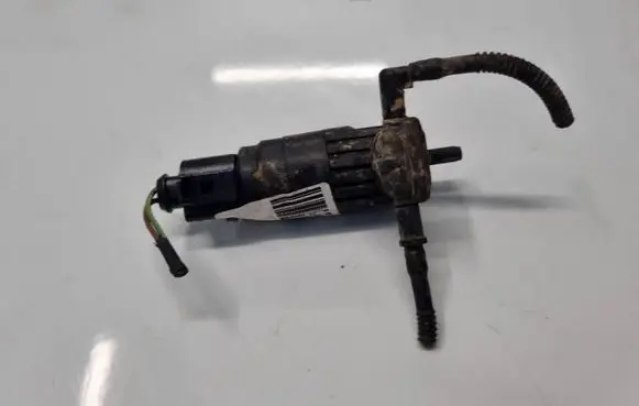 Skoda Octavia Mk2 (1Z) Windscreen/windshield washer pump 1T0955651A