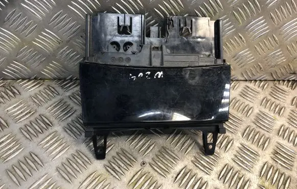 Mercedes-Benz C W204 Car ashtray 2046801350