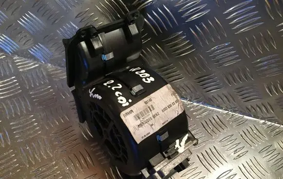 Mercedes-Benz C W203 Heater fan/blower A2038300308