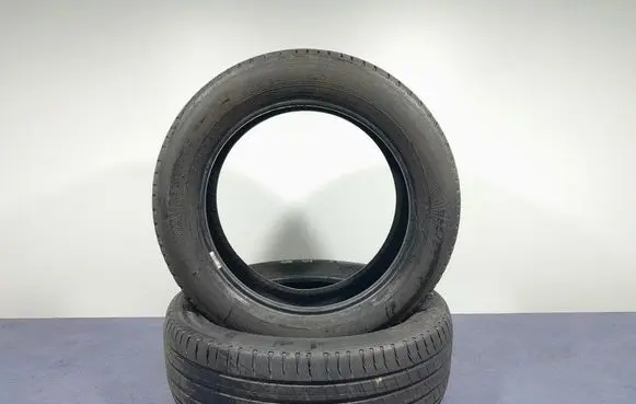 Volvo XC60 R17 summer tire 3528709516938