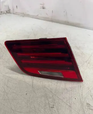 BMW 5 F10 F11 Tailgate rear/tail lights 184351