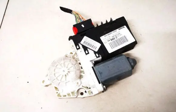 Fiat Ulysse Front door window regulator motor 1400208680