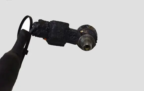 Toyota Corolla Verso E121 Fuel injector 2371026015