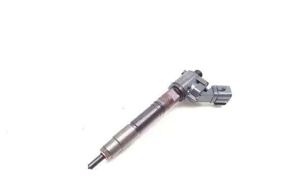 Volvo V40 Fuel injector VEA13-2370010-CAA