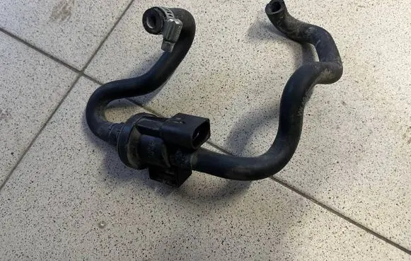 Audi A4 S4 B8 8K Vacuum valve 06E906517A