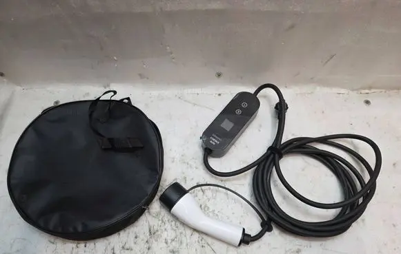 Tesla Model Y Battery charger (optional) EN50620