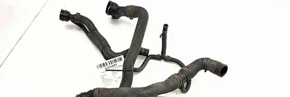 Volkswagen Golf V Engine coolant pipe/hose