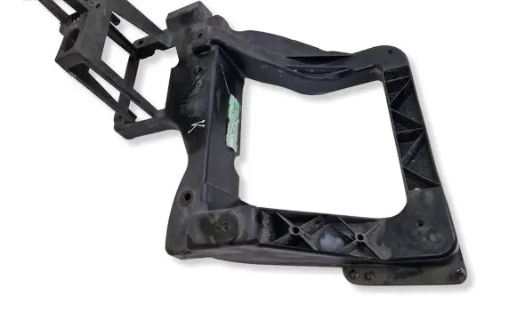 Jeep Cherokee Headlight/headlamp mounting bracket 