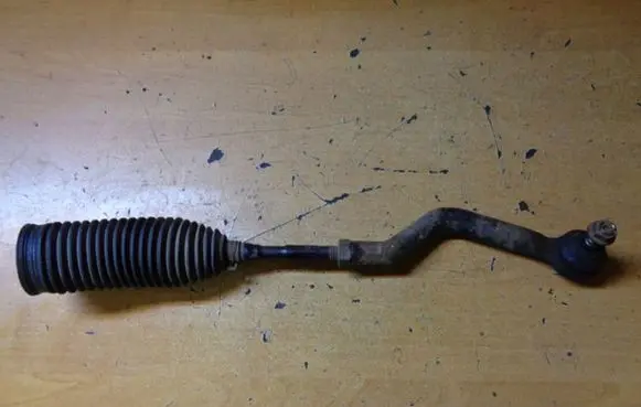 Nissan Qashqai Steering tie rod 