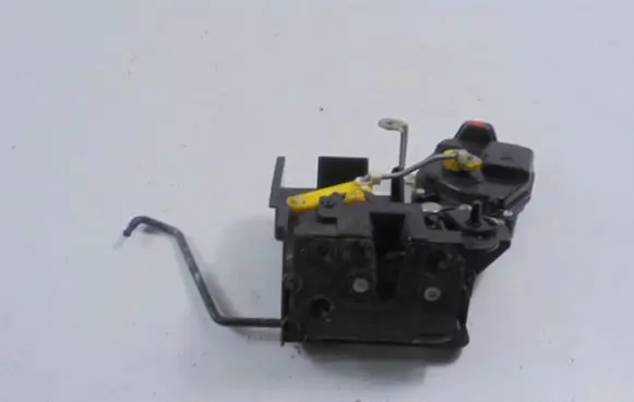 KIA Rio Rear door lock