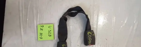 Toyota Corolla E120 E130 Middle seatbelt buckle (rear) 123546546