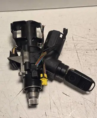 Mercedes-Benz A W168 Ignition lock AERCEDESBENZ