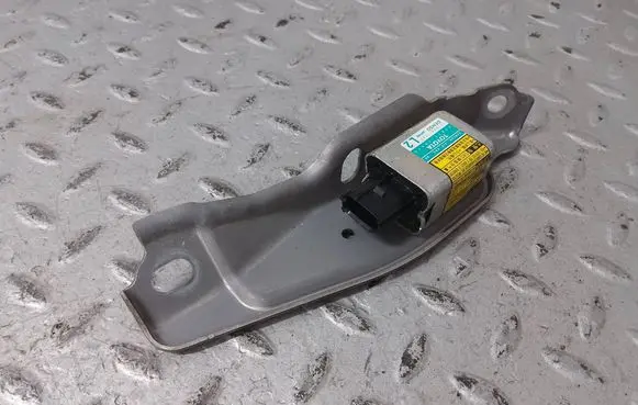 Lexus GS 300 350 430 450H Airbag deployment crash/impact sensor 8983430020 1879001782