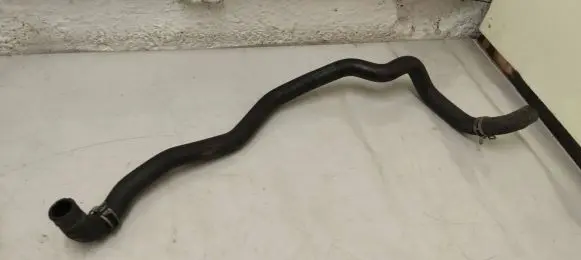 BMW 6 F06 Gran coupe Engine coolant pipe/hose 9119169