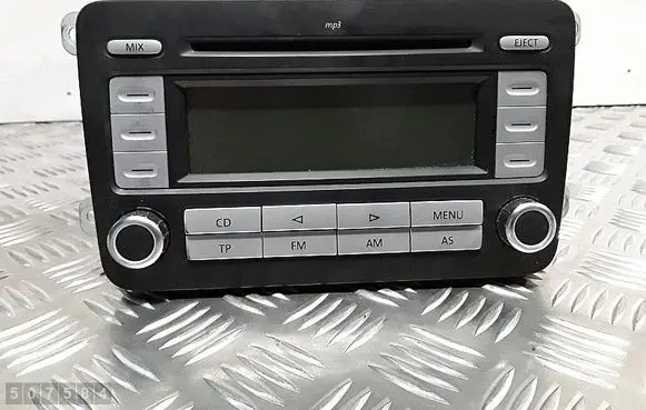 Radio/CD/DVD/GPS head unit