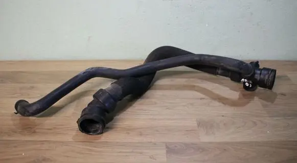 Audi A4 S4 B7 8E 8H Engine coolant pipe/hose 8E0121055N